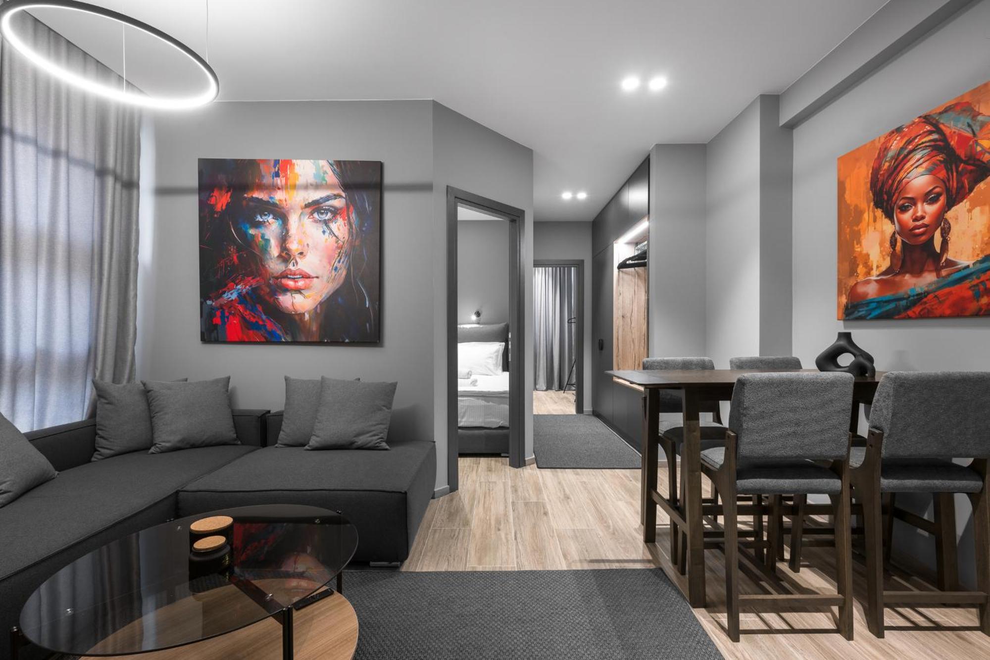 No9, Chic & Modern 2Bdr Apartment In The Centre Of テッサロニキ エクステリア 写真